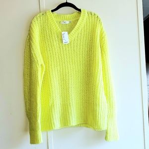 Nwt. Yellow sweater